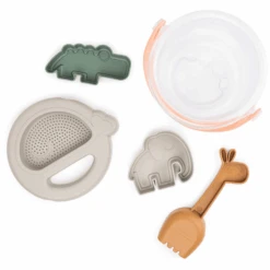 Done By Deer ™ Sand Speelgoed Set 5-delig. Hert Friends Sand -Mix 10 Done By Deer ™ Sand Speelgoed Set 5-delig. Hert Friends Sand -Mix -Pink or blue done by deer sand speelgoed set 5 delig hert friends sand mix a361205 3