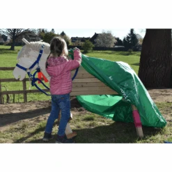 Helga Kreft Afdekzeil Voor Tuinpaarden -Pink or blue helga kreft afdekzeil voor tuinpaarden a292647 1