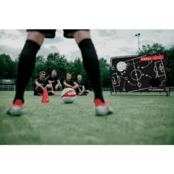 HUDORA ® Voetbaldoelpuntencoach - Kicker-Editie - Wedstrijdschema 9 HUDORA ® Voetbaldoelpuntencoach - Kicker-Editie - Wedstrijdschema -Pink or blue hudora voetbaldoelpuntencoach kicker editie wedstrijdschema a287951 3