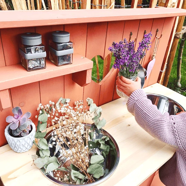 MUDDY BUDDY Buitenspeelkeuken "Adventurer Heart " Poeder Roze 4 MUDDY BUDDY Buitenspeelkeuken "Adventurer Heart " Poeder Roze - Afbeelding 2