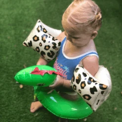 SWIM ESSENTIALS Swim Essential S Opblaasbare Split Ring Dinosaurus 55 Cm -Pink or blue swim essential s opblaasbare split ring dinosaurus 55 cm a359640 2